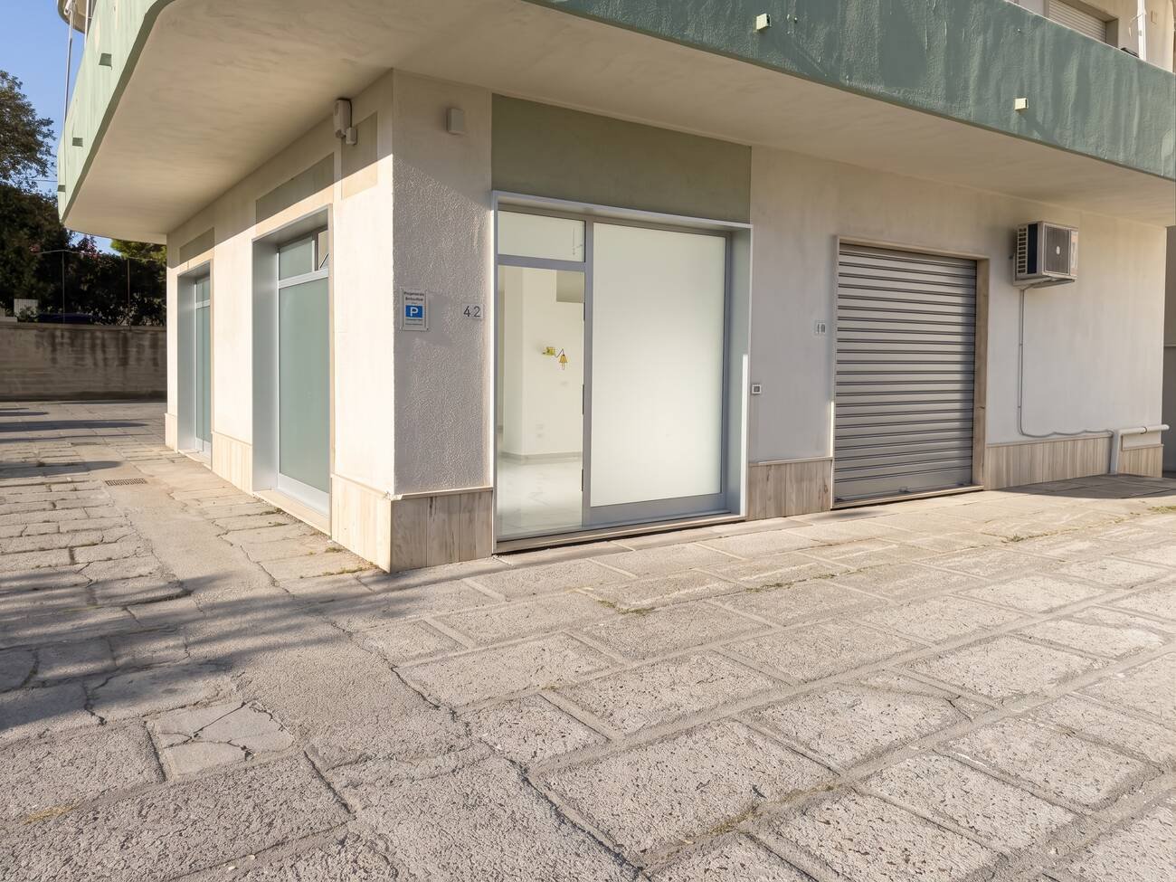 L'ingresso di Athena Studio in Via Don Luigi Sturzo a Scalea